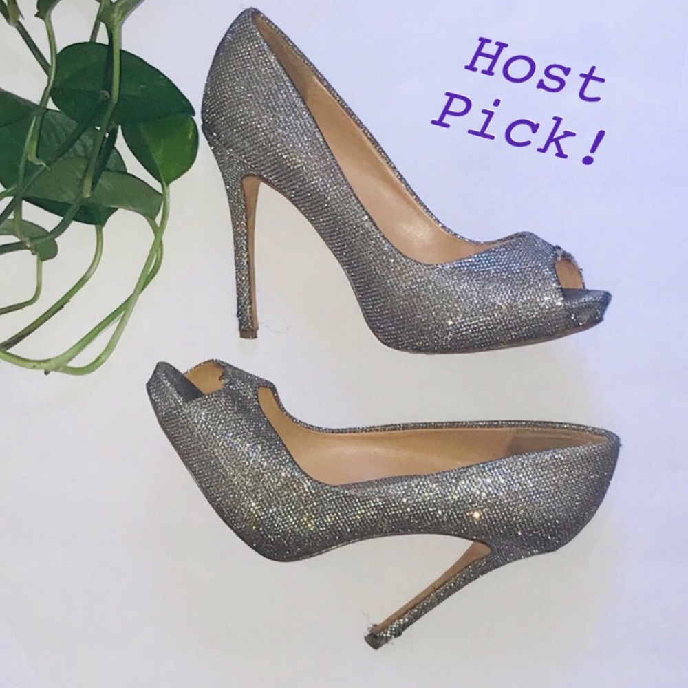 Badgley Mischka peep toe heels silver